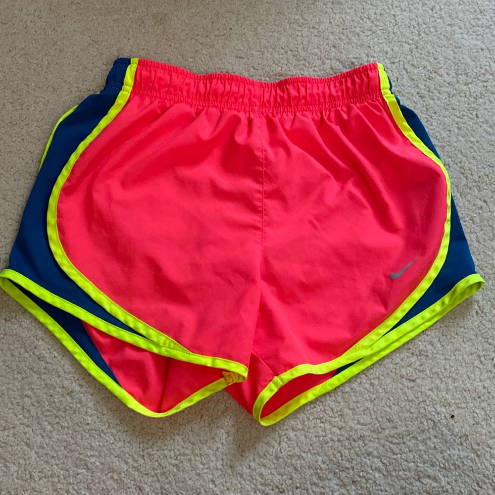 women’s nike shorts